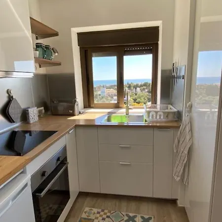 Studio With Sea Views In