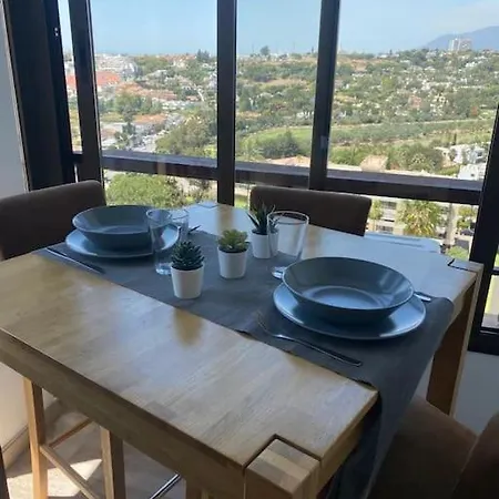 Studio With Sea Views In Apartment *