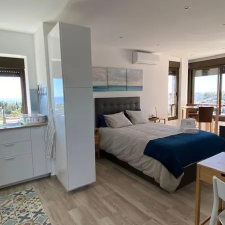Apartment Studio With Sea Views In *