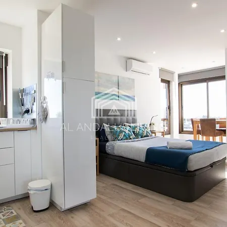 Studio With Sea Views In
